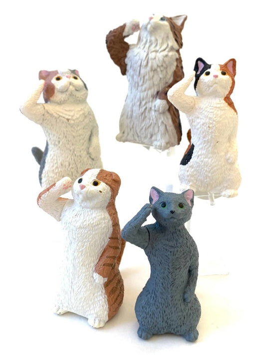 Saluting Cats Capsule Toys